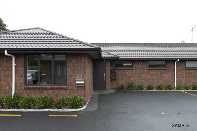 Photo of property in 3/108 Old Farm Road, Hamilton East, Hamilton, 3216