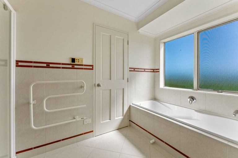 Photo of property in 107 Fuller Road, South Head, Helensville, 0874