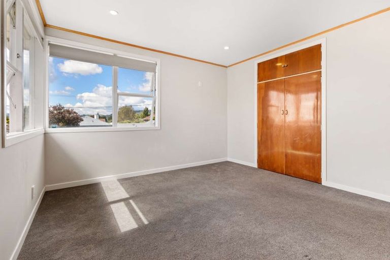 Photo of property in 205 Ranolf Street, Glenholme, Rotorua, 3010