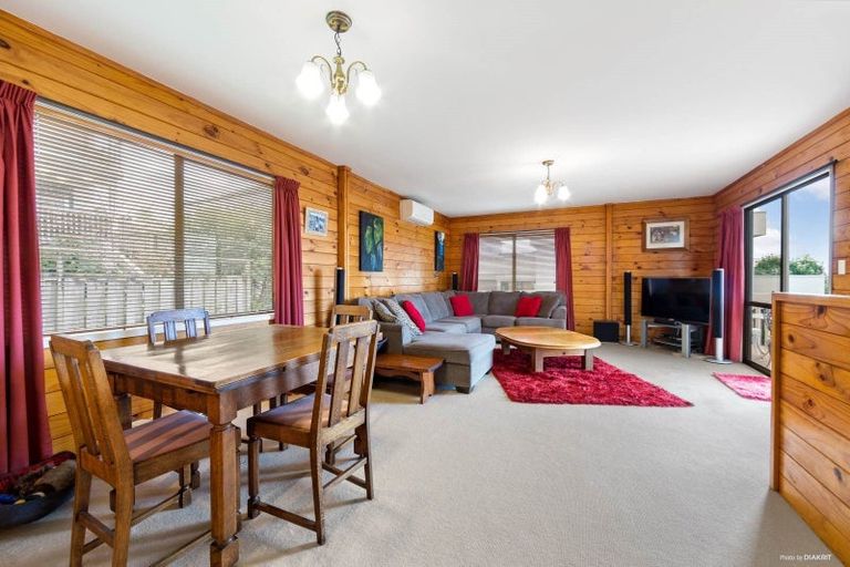 Photo of property in 2/71 Stanmore Bay Road, Stanmore Bay, Whangaparaoa, 0932