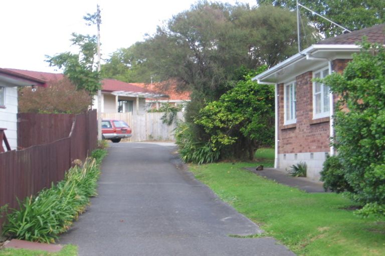 Photo of property in 2/21b Mildmay Road, Henderson, Auckland, 0610