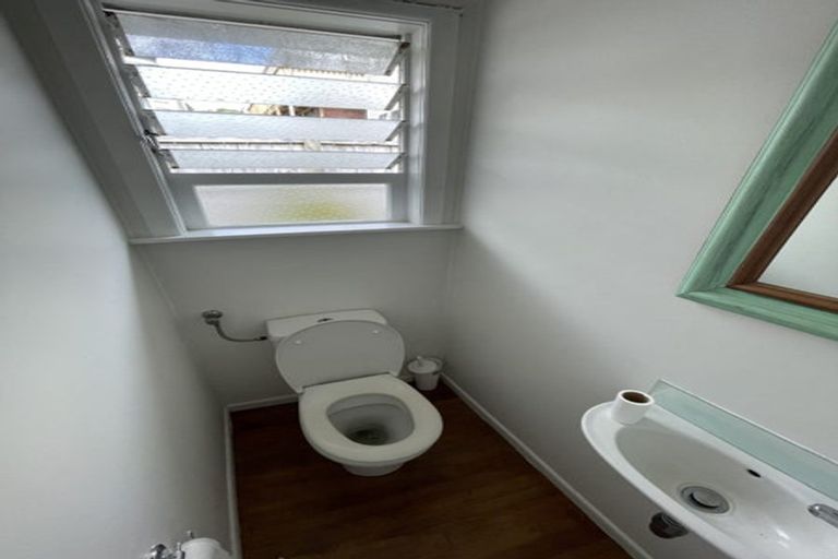 Photo of property in 194 Nile Road, Forrest Hill, Auckland, 0620