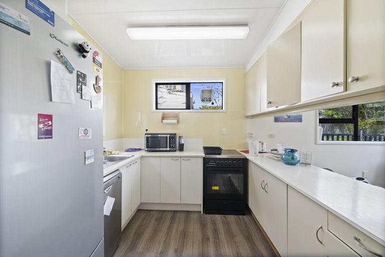 Photo of property in 8 Caroline Street, Mount Victoria, Wellington, 6011