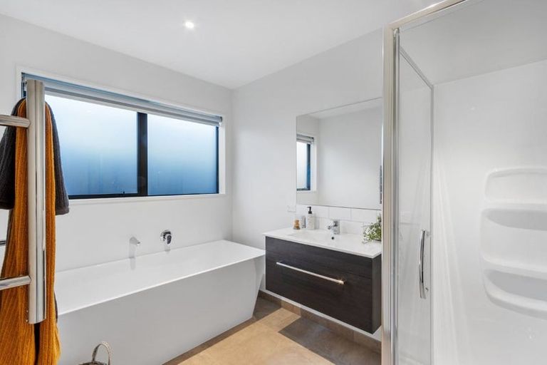 Photo of property in 27 Edwin Ebbett Place, Wigram, Christchurch, 8025