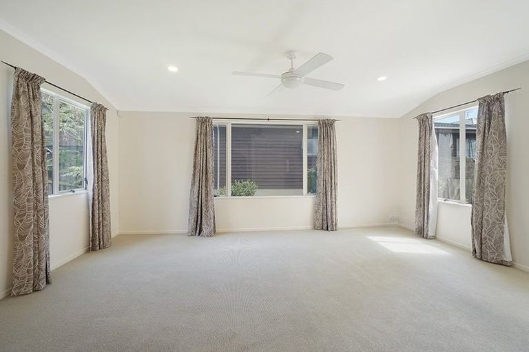 Photo of property in 33a Baird Street, Howick, Auckland, 2014