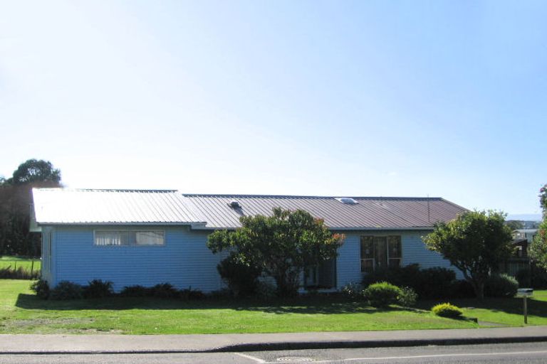 Photo of property in 22 Te Hiko Street, Takapuwahia, Porirua, 5022