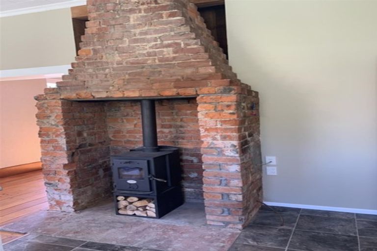 Photo of property in 25 Portia Street, Stratford, 4332