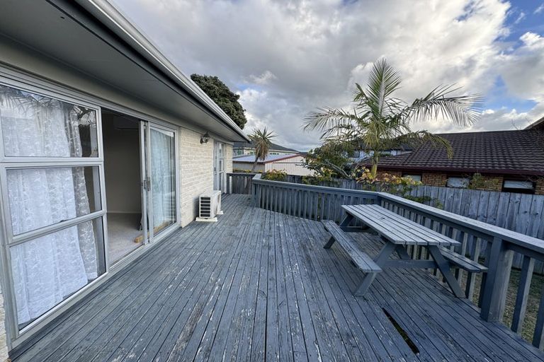 Photo of property in 2/14 Colum Place, Bucklands Beach, Auckland, 2014