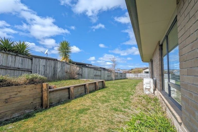 Photo of property in 51 Hamon Place, Pukehangi, Rotorua, 3015