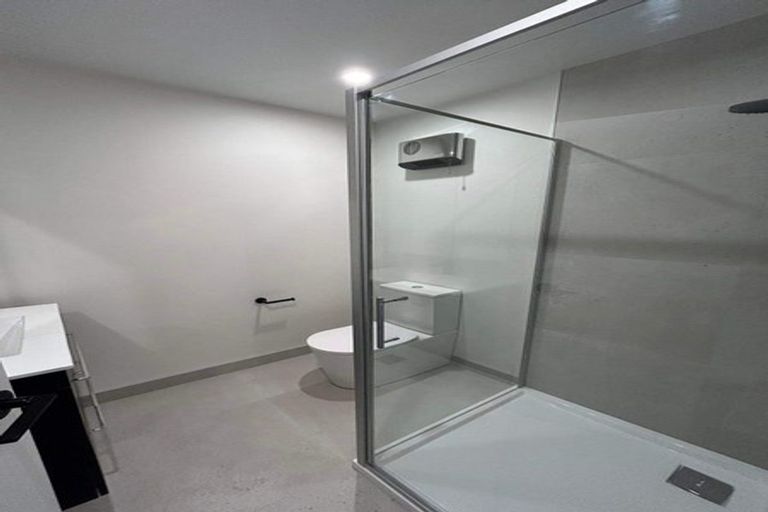 Photo of property in 5/9a Maronan Street, Woolston, Christchurch, 8023