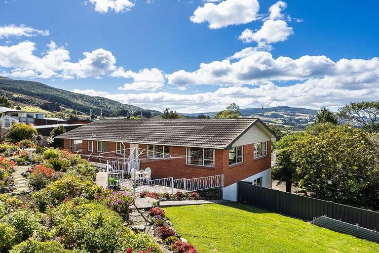 Photo of property in 51 Centennial Avenue, Helensburgh, Dunedin, 9010