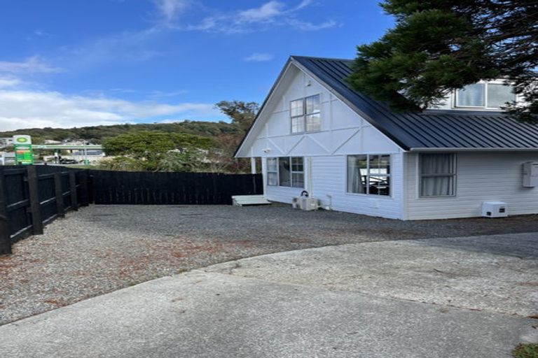 Photo of property in 1/8 Azimuth Place, Whitby, Porirua, 5024