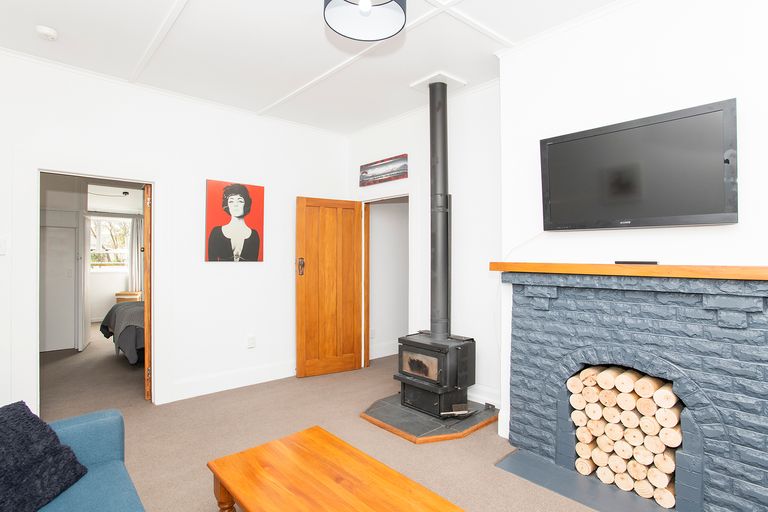 Photo of property in 33 Carnarvon Street, Gisborne, 4010
