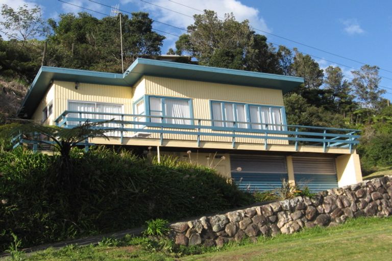 Photo of property in 28 The Esplanade, Tairua, 3508