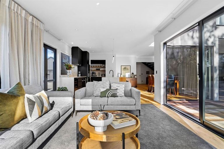 Photo of property in 30b Glandovey Road, Fendalton, Christchurch, 8052