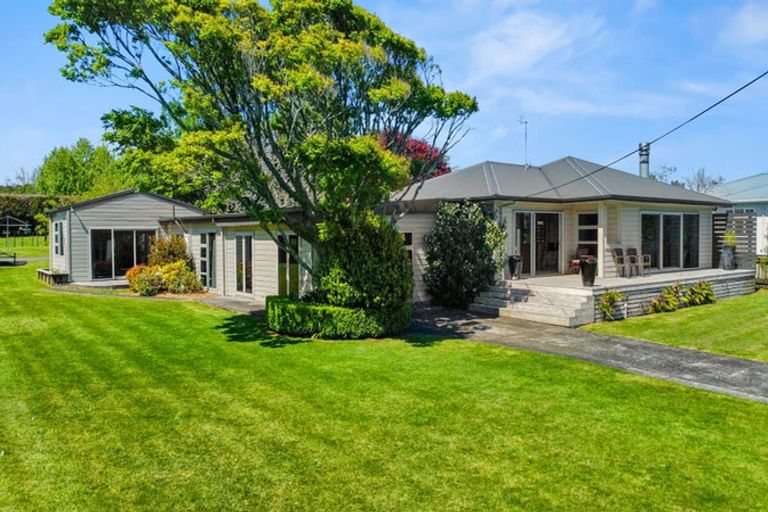 Photo of property in 25 Atkinson Road, Hurworth, New Plymouth, 4371