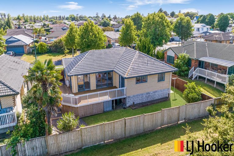 Photo of property in 3 Ashland Place, Weymouth, Auckland, 2103