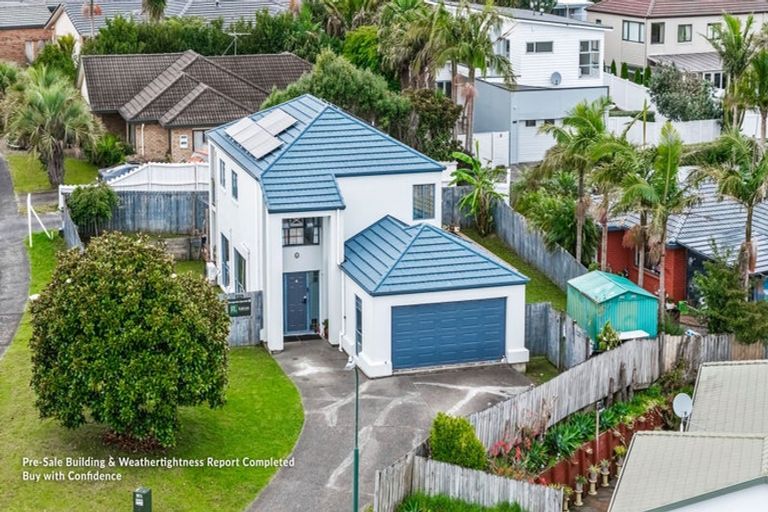 Photo of property in 12 Roy Maloney Drive, Henderson, Auckland, 0612