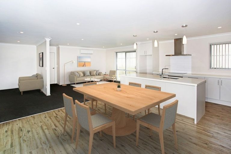 Photo of property in 6d Pyne Crescent, Pokeno, 2402