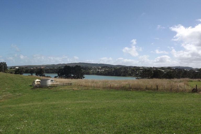 Photo of property in 245 Hills Road, Raglan, 3295