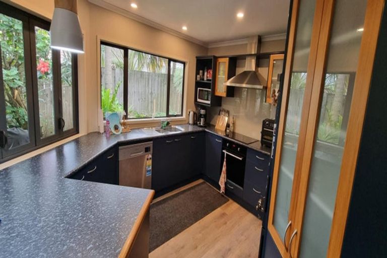 Photo of property in 99a Beach Road, Pahurehure, Papakura, 2113