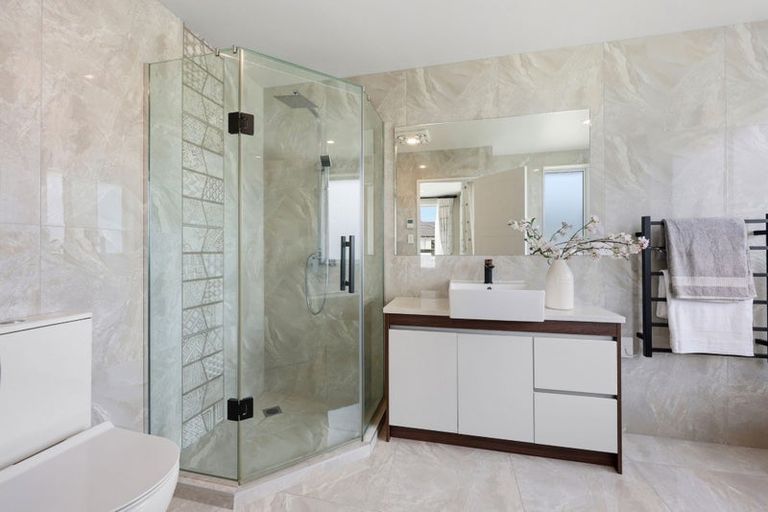 Photo of property in 19 Horsefields Drive, Flat Bush, Auckland, 2019