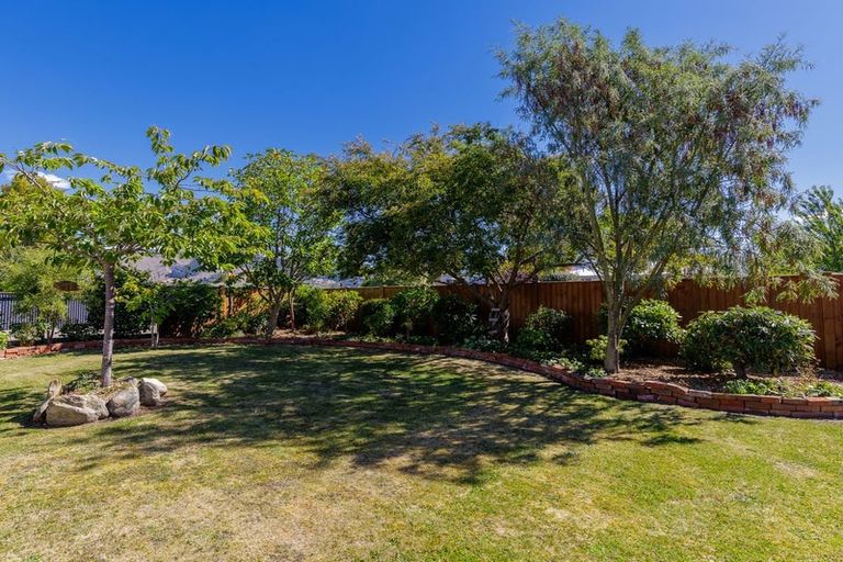 Photo of property in 35 Rhodes Street, Waimate, 7924