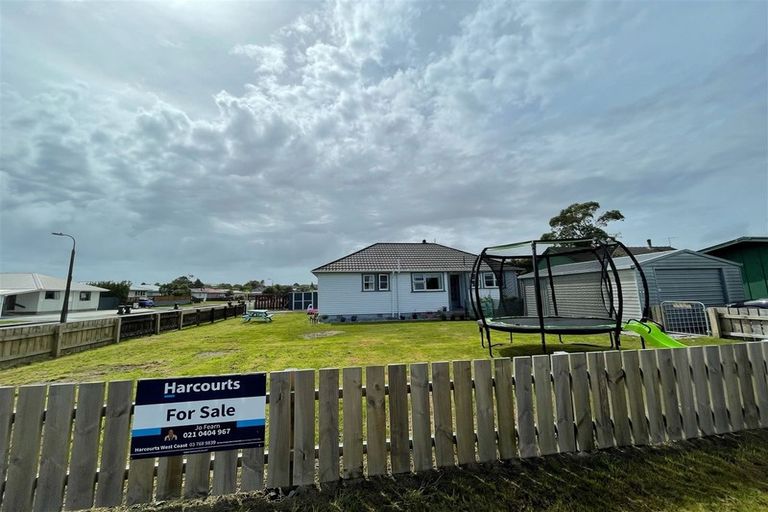 Photo of property in 202 Weld Street, Hokitika, 7810