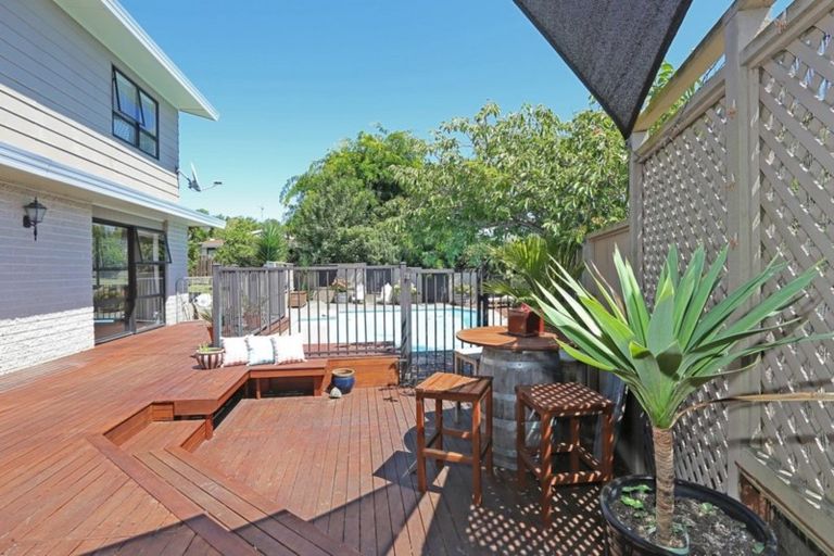 Photo of property in 8 Ritchie Place, Havelock North, 4130