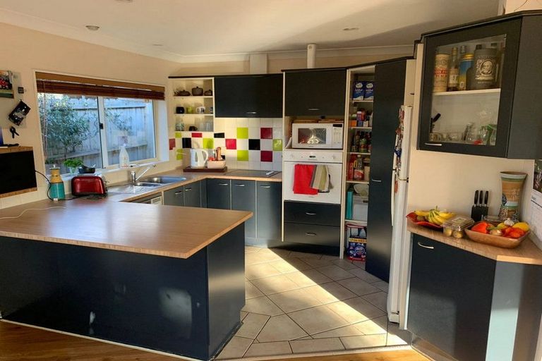 Photo of property in 126 Charles Prevost Drive, The Gardens, Auckland, 2105