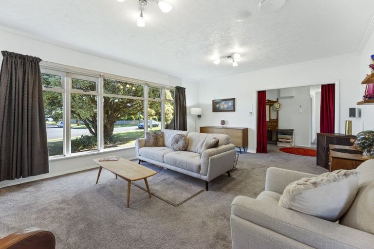 Photo of property in 244 Cornfoot Street, Castlecliff, Whanganui, 4501