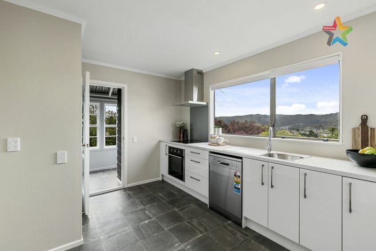 Photo of property in 22b Matuhi Street, Tirohanga, Lower Hutt, 5010