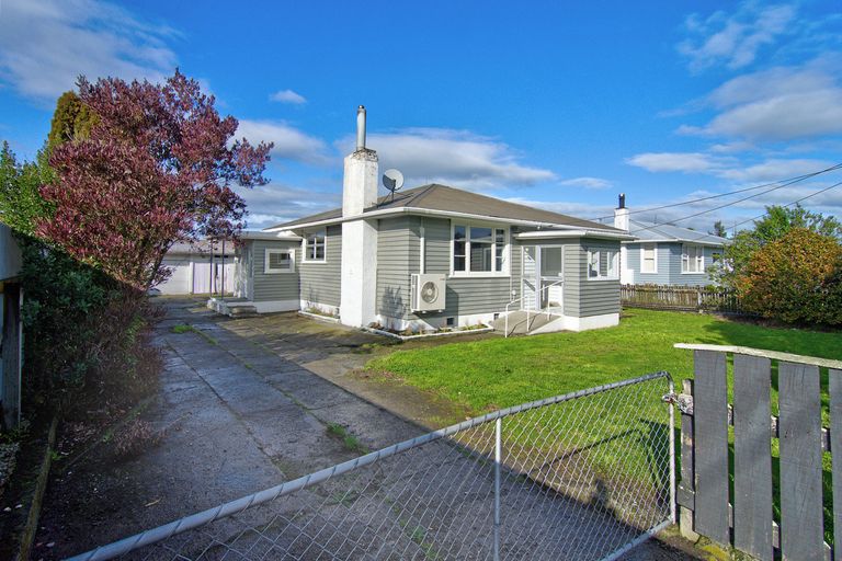 Photo of property in 226 High Street North, Carterton, 5713