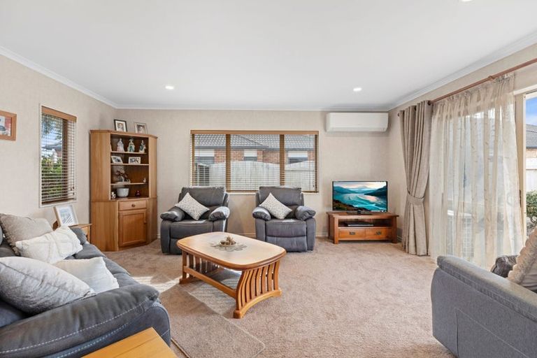 Photo of property in 72a Beachwater Drive, Papamoa Beach, Papamoa, 3118