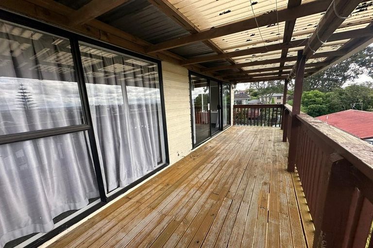 Photo of property in 30 Royal Road, Massey, Auckland, 0614