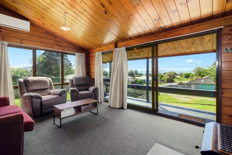 Photo of property in 5 Murray Road, Fairy Springs, Rotorua, 3015