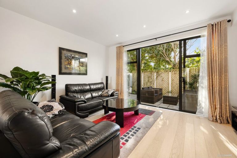 Photo of property in 4/445 Hibiscus Coast Highway, Orewa, 0931