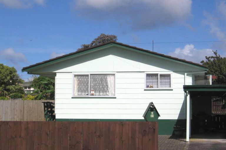 Photo of property in 1/23 Mildmay Road, Henderson, Auckland, 0610
