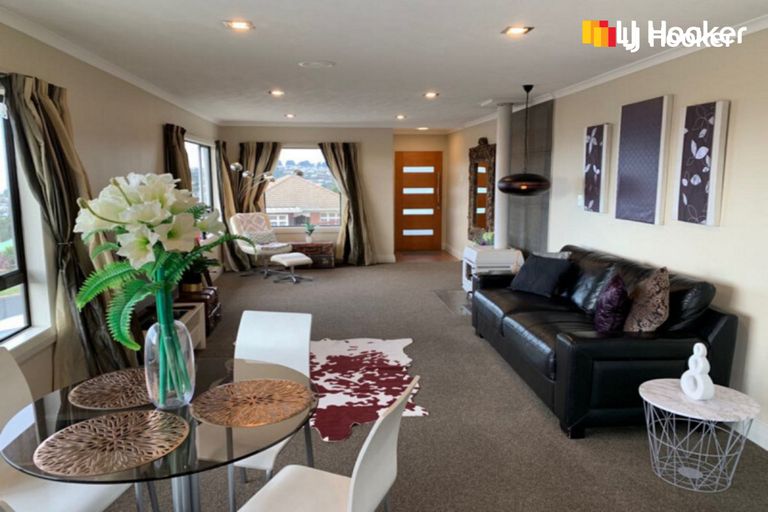 Photo of property in 90 Oakwood Avenue, Maryhill, Dunedin, 9011