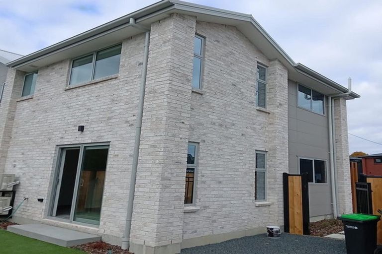 Photo of property in 1/5 Matata Place, Dallington, Christchurch, 8061