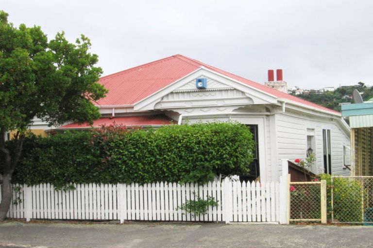 Photo of property in 258 Rintoul Street, Berhampore, Wellington, 6023