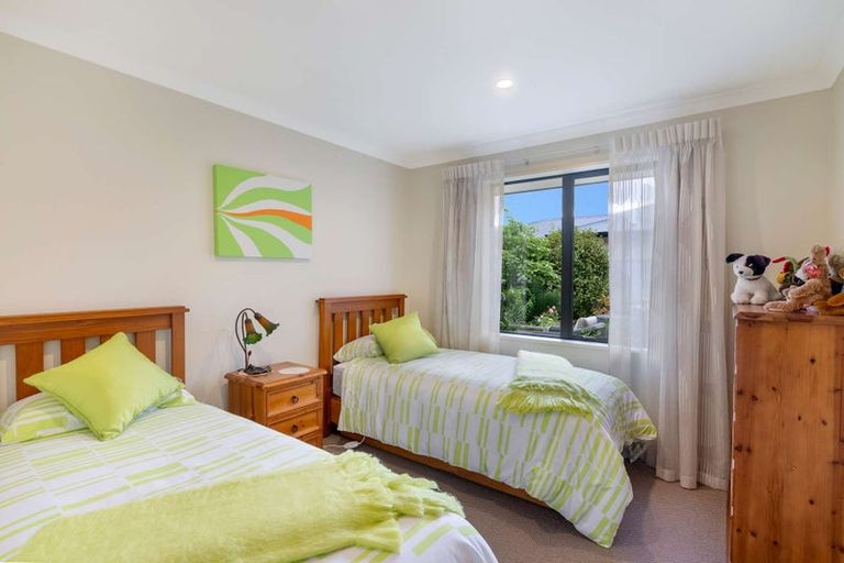 Photo of property in 5 Woodlaw Crescent, Prebbleton, 7604