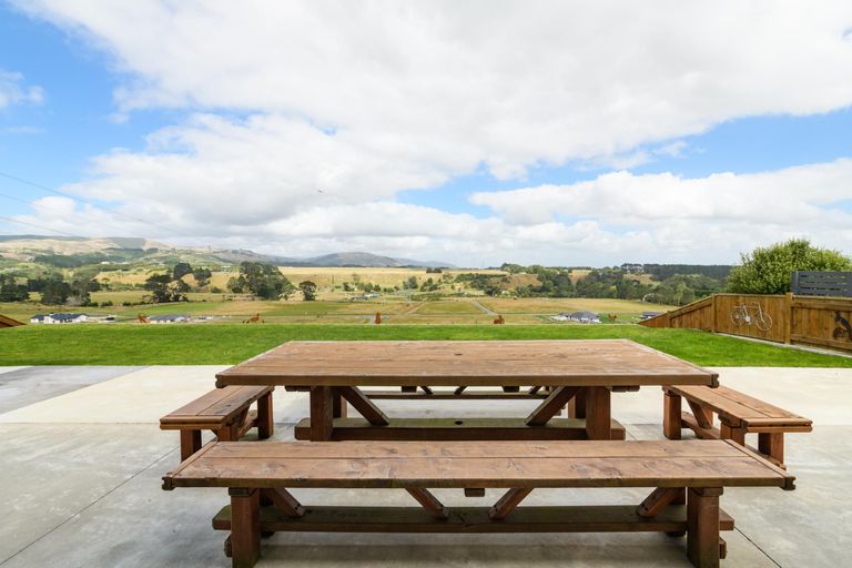 Photo of property in 26 Varsity Heights, Fitzherbert, Palmerston North, 4410