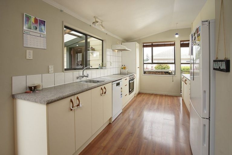 Photo of property in 1 Alyson Place, Stoke, Nelson, 7011