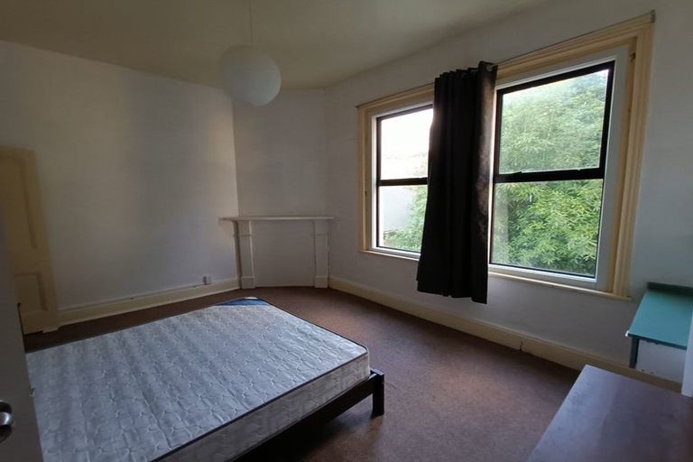 Photo of property in 587 Castle Street, North Dunedin, Dunedin, 9016