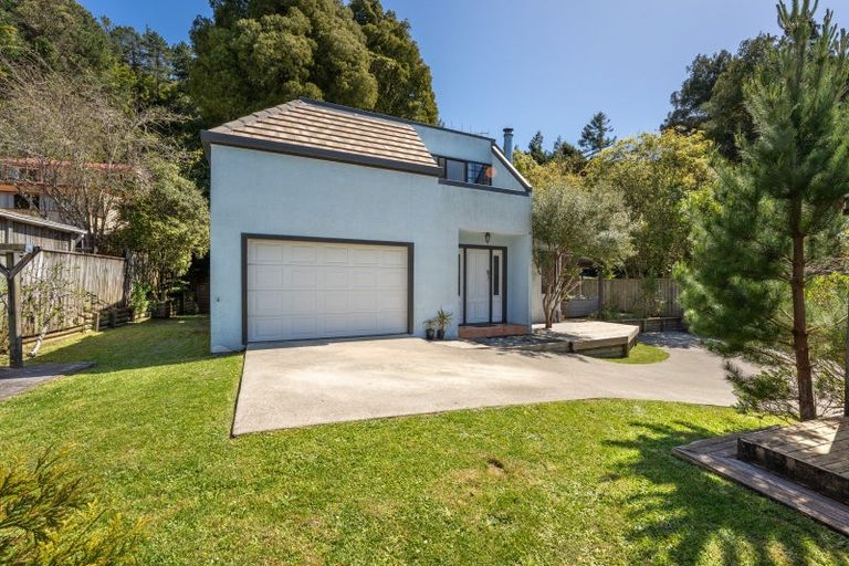 Photo of property in 2/464 Stokes Valley Road, Stokes Valley, Lower Hutt, 5019