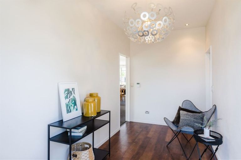 Photo of property in 4 Handley Crescent, Wigram, Christchurch, 8042