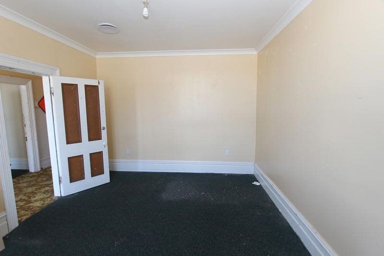 Photo of property in 120 Harbour Terrace, North Dunedin, Dunedin, 9016
