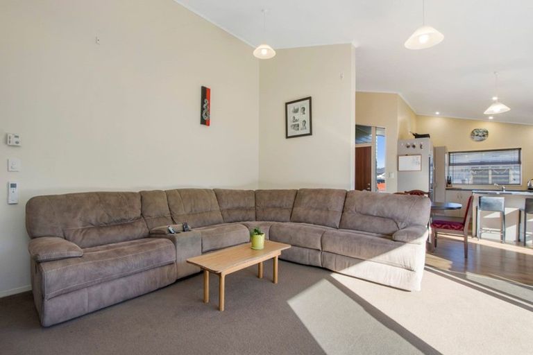Photo of property in 14 Ocean Breeze Drive, Waihi Beach, 3611