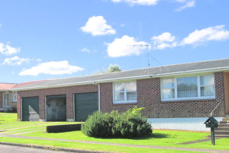 Photo of property in 1 Puriri Place, Tokoroa, 3420